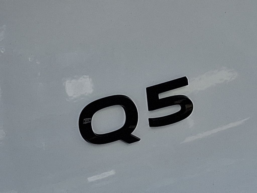 Thumbnail: 2025 Audi Q5 - 21