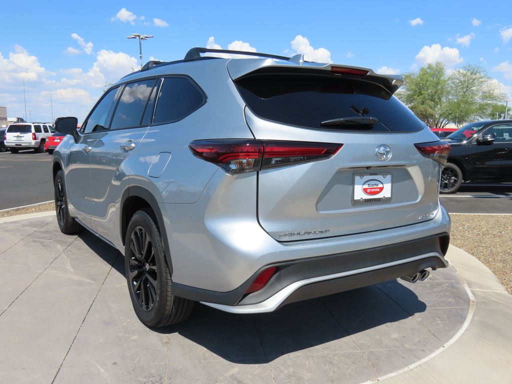 2025 Toyota Highlander XSE 7