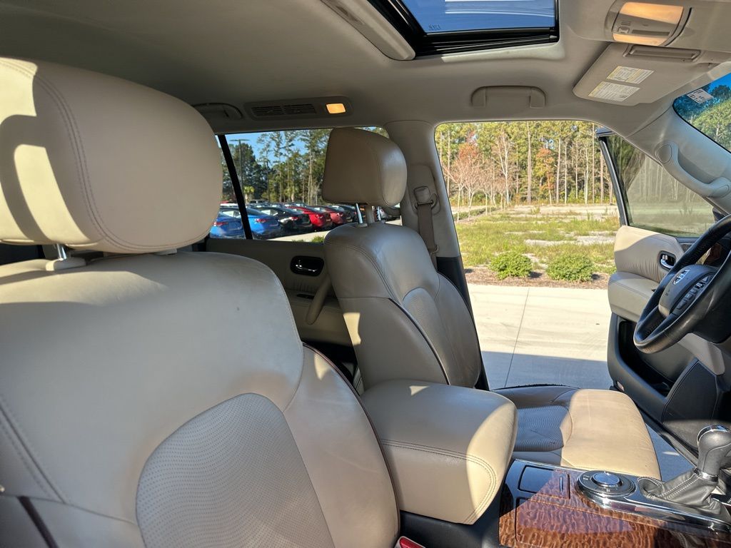 2017 Nissan Armada Platinum 37