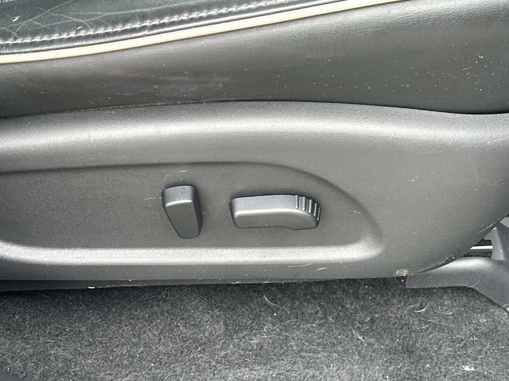 Thumbnail: 2016 INFINITI QX60 - 21