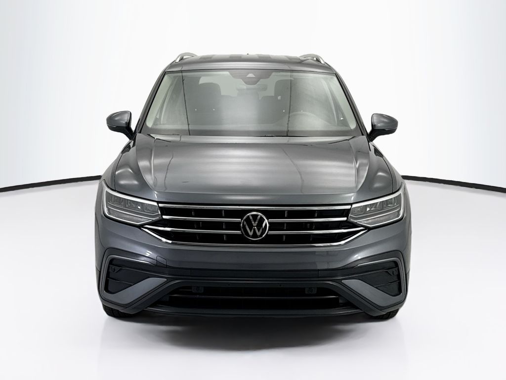 Thumbnail: 2023 Volkswagen Tiguan - 2