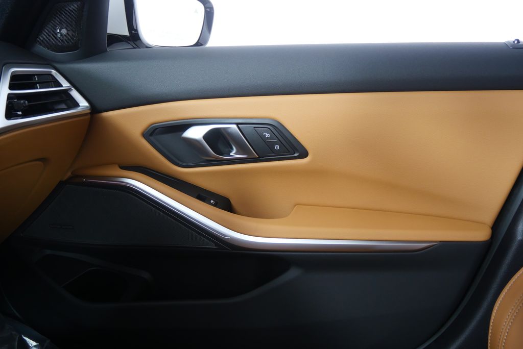 Thumbnail: 2026 BMW 3 Series - 24