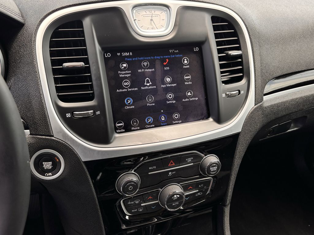 Used Car 2023 Chrysler 300  Touring For Sale Under $30,000 In Corsicana, Texas