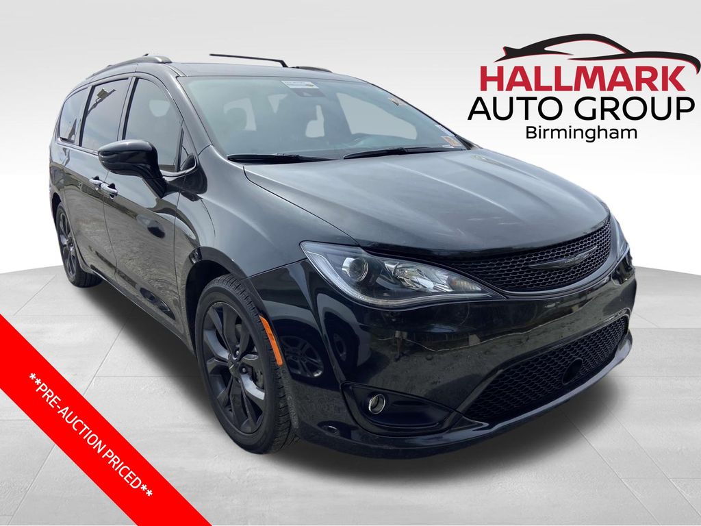 2020 Chrysler Pacifica Touring L