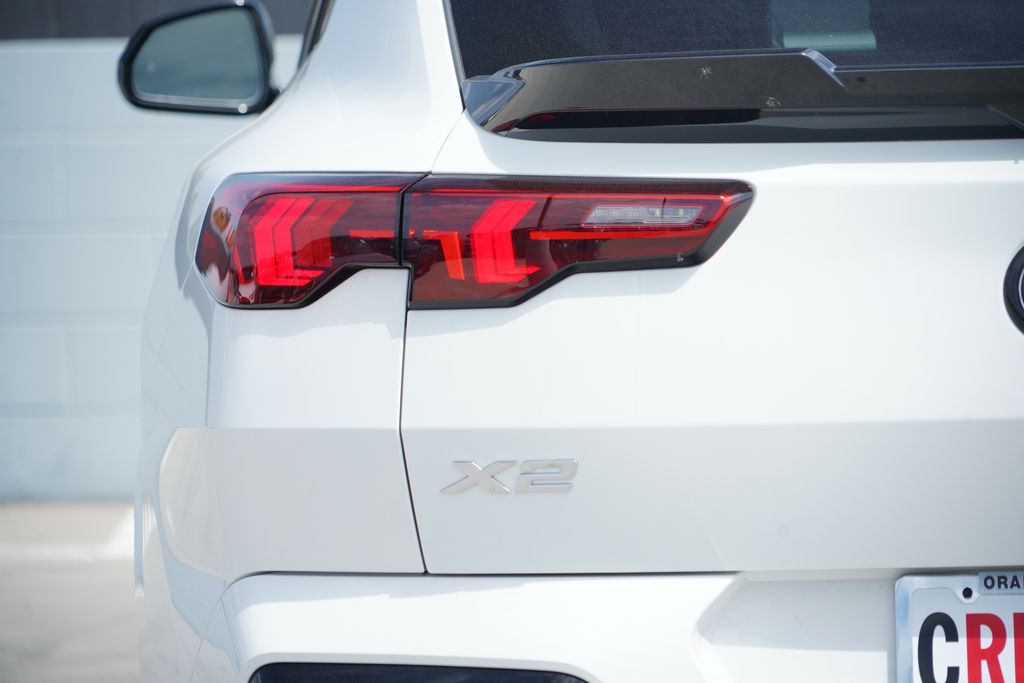 Thumbnail: 2027 BMW X2 - 7