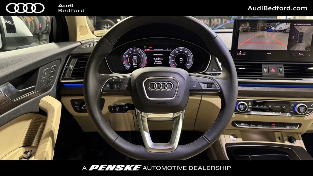 Thumbnail: 2025 Audi Q5 - 13