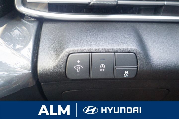 New 2026 Black Hyundai SE image 31