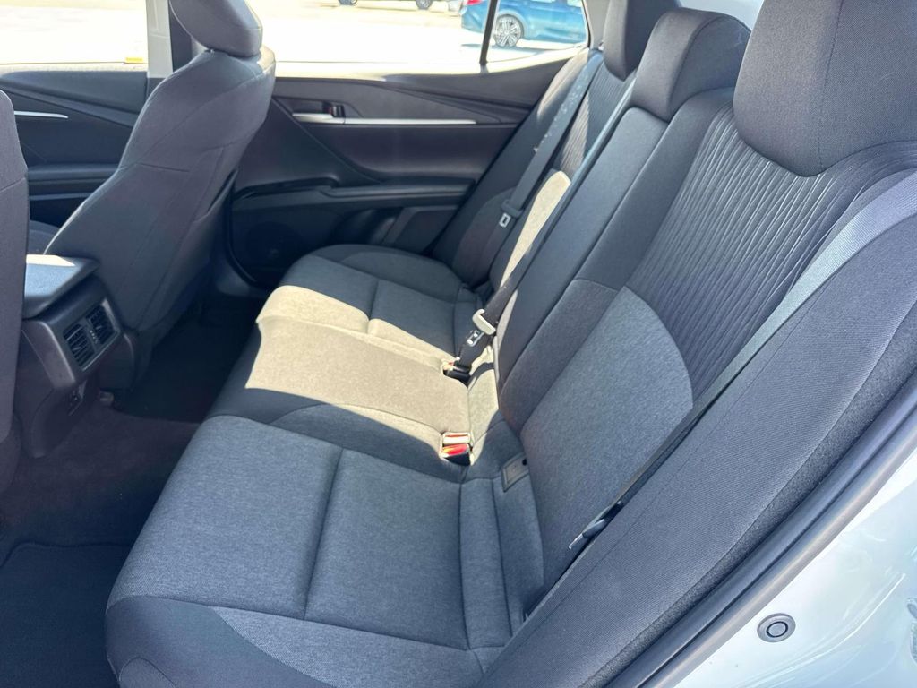 2025 Toyota Camry LE - 6