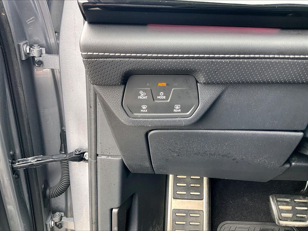 2024 Volkswagen Atlas — photo 27