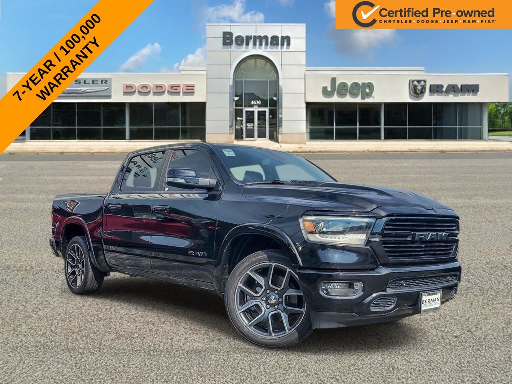 Diamond Black Crystal Pearlcoat 2019 RAM 1500 Pickup Truck Four-Wheel Drive 8-Speed Automatic