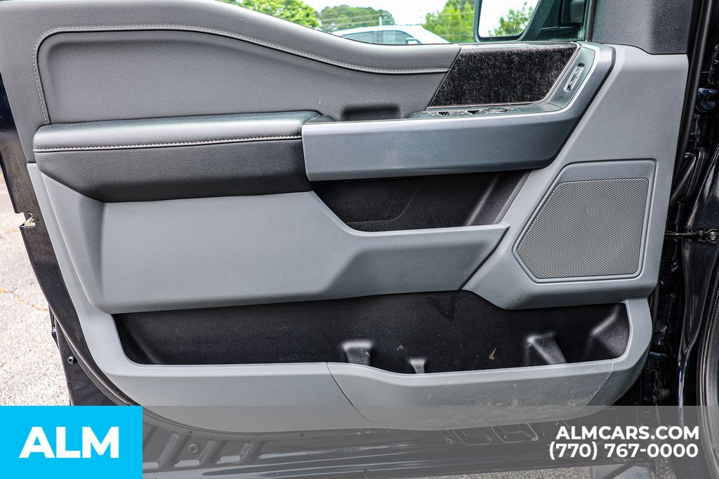 Used 2023 Blue Ford XLT image 46
