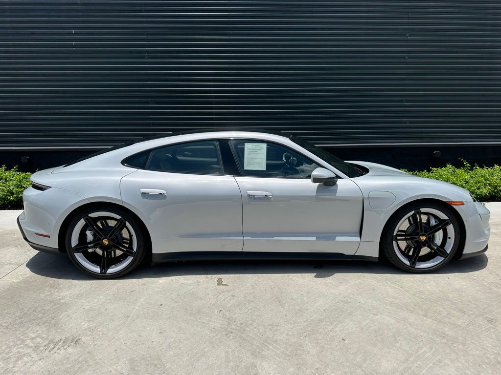 2024 Porsche Taycan 4S 8