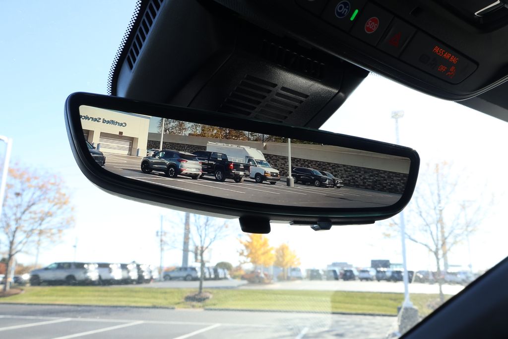 Thumbnail: 2026 Chevrolet Equinox - 26