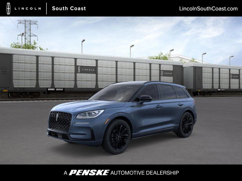Thumbnail: 2025 Lincoln Corsair - 1