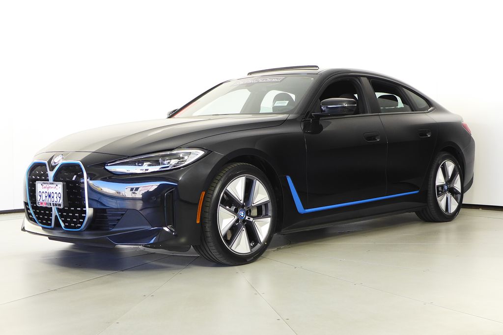 Thumbnail: 2022 BMW i4 - 2