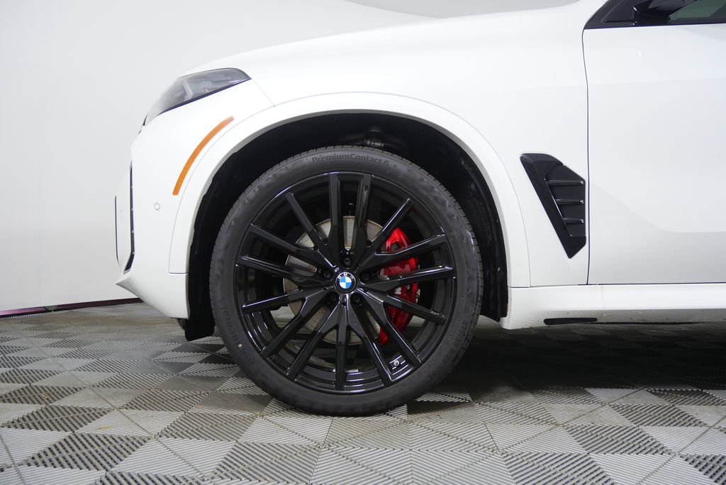 Thumbnail: 2026 BMW X5 - 21