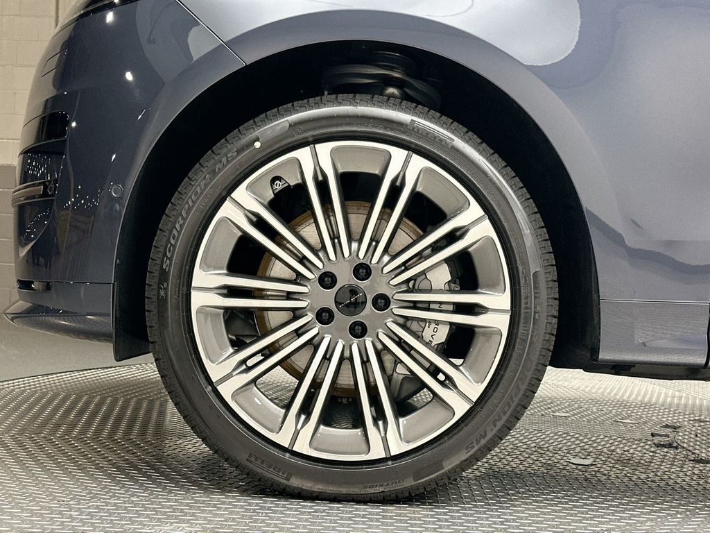 Thumbnail: 2026 Land Rover Range Rover Sport - 13