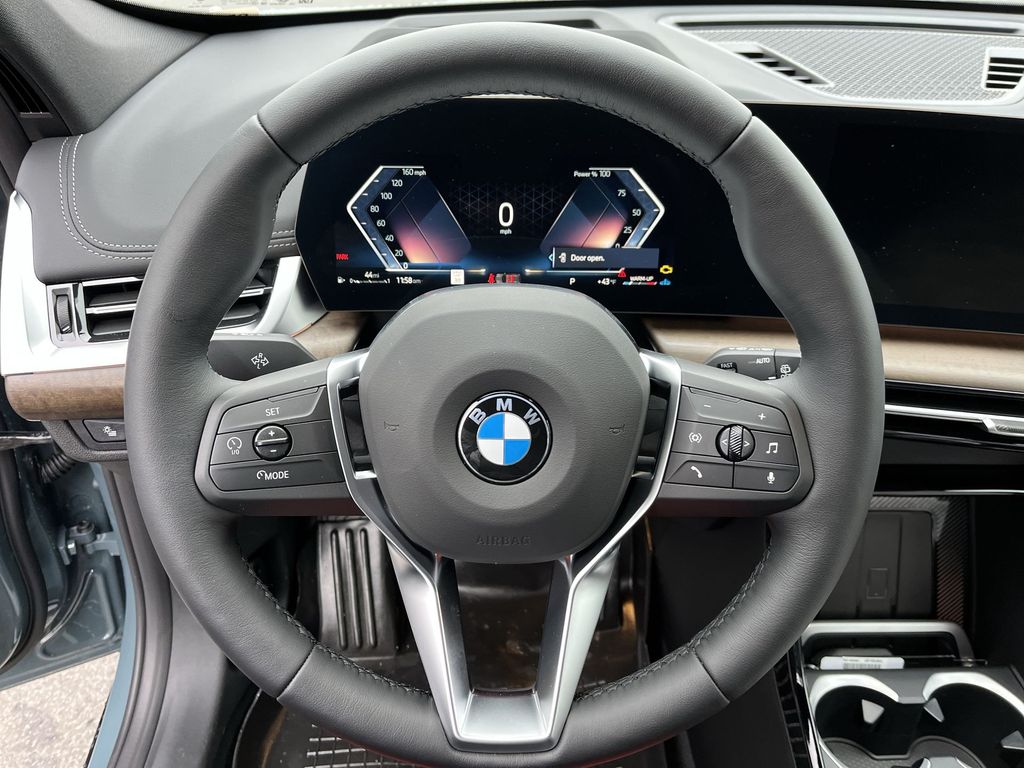 2025 BMW X1 xDrive28i 14