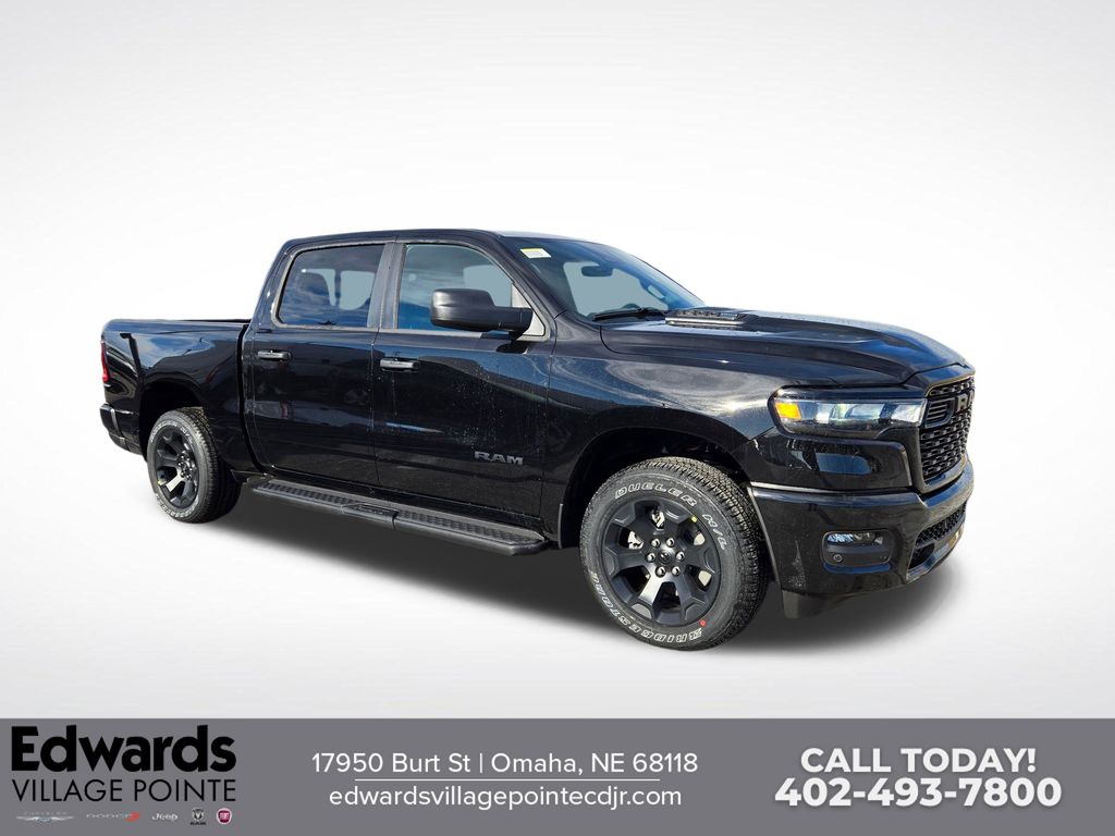 2026 RAM 1500 Express Crew Cab 4WD