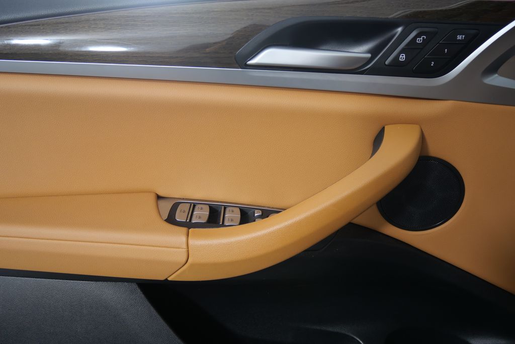 2024 BMW X3 sDrive30i 8