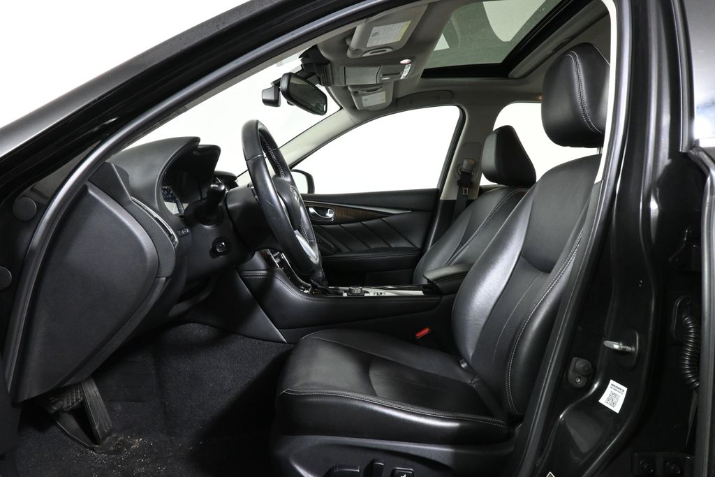 Thumbnail: 2018 INFINITI Q50 - 3