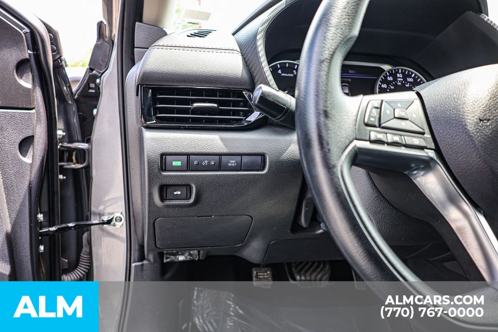 Used 2024 Gray Nissan SV image 24