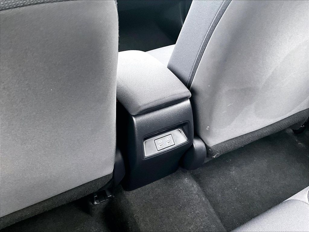 2024 Toyota Corolla — photo 26