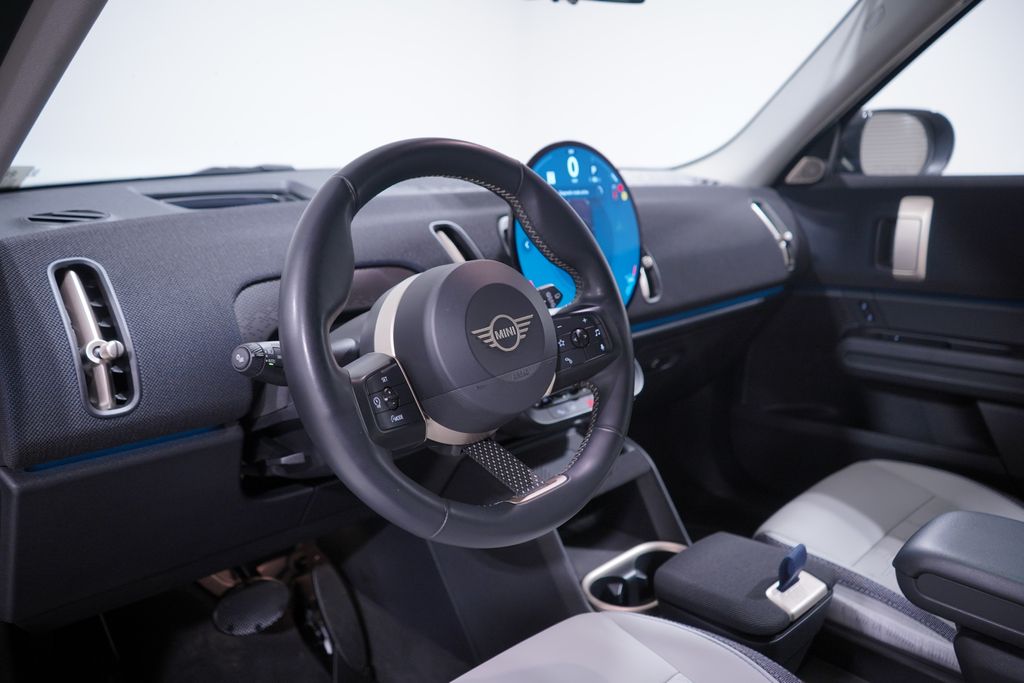 Thumbnail: 2025 MINI Cooper Countryman - 6