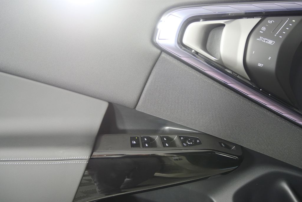 Thumbnail: 2026 BMW X3 - 9