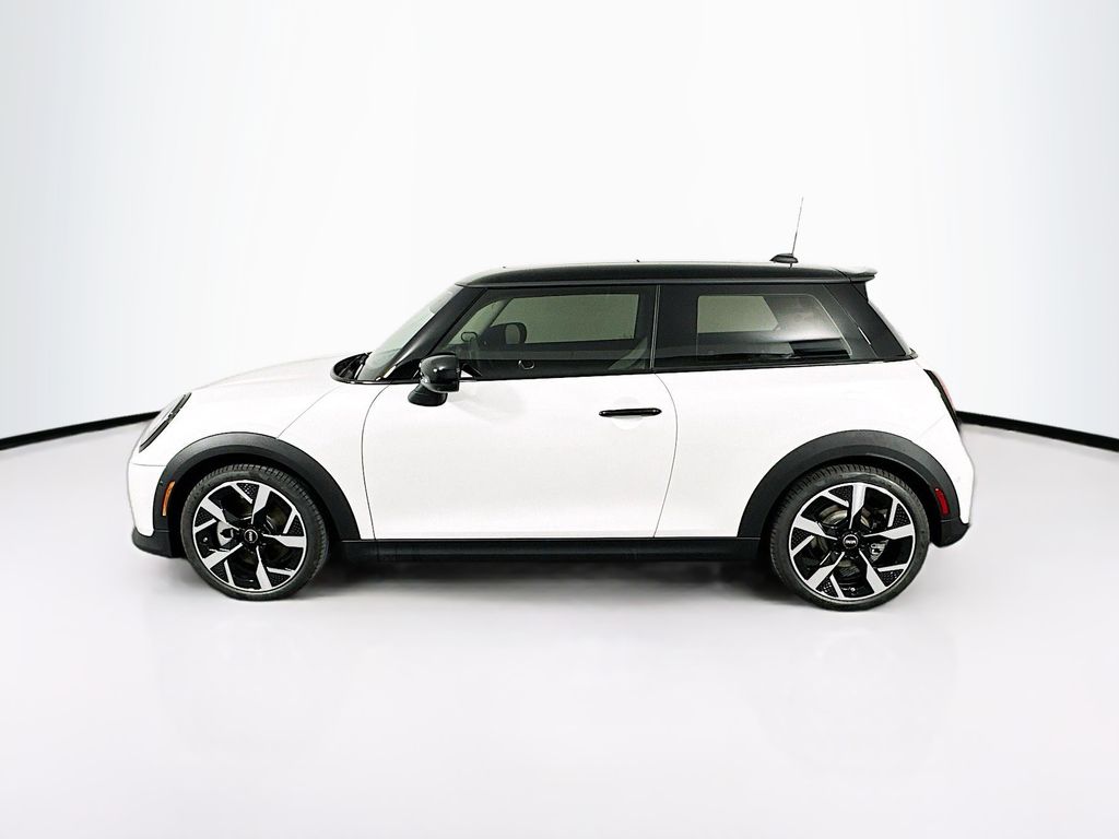 2025 MINI Cooper S 8