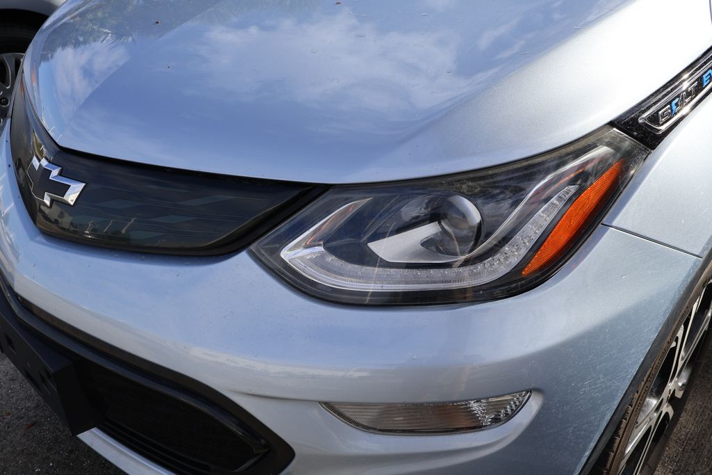 Thumbnail: 2017 Chevrolet Bolt EV - 3