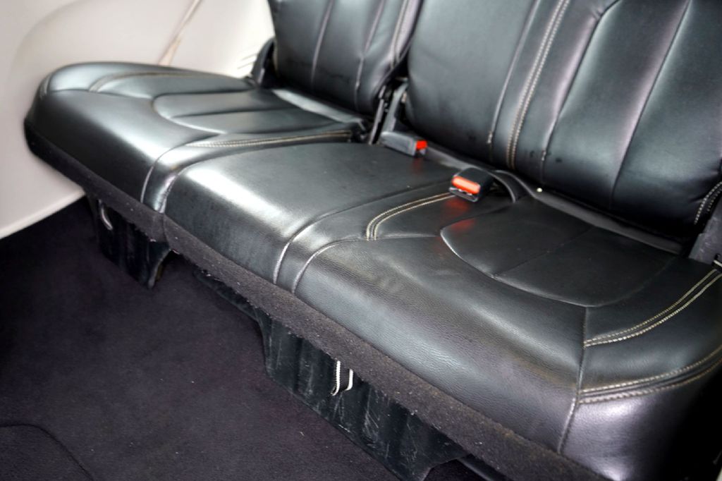 Used Car 2017 Chrysler Pacifica  Touring L For Sale Under $12,000 In Taylor, Texas