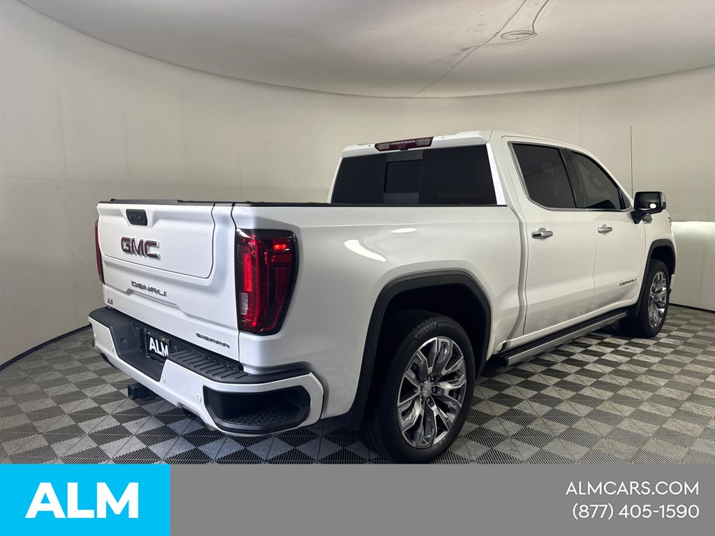 Used 2024 White GMC Denali image 7