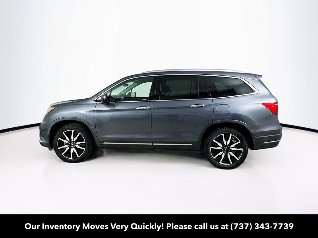Used Car 2022 Honda Pilot  Touring For Sale Under $30,000 In Austin, Texas
