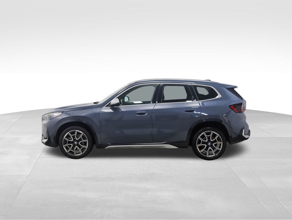 Thumbnail: 2023 BMW X1 - 2