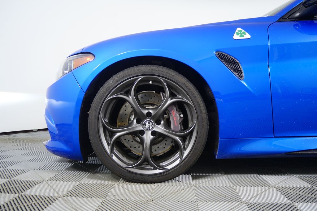 Thumbnail: 2024 Alfa Romeo Giulia - 9