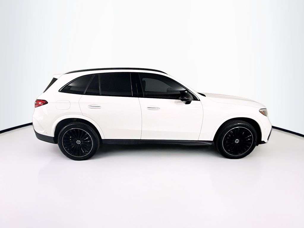 Thumbnail: 2026 Mercedes-Benz GLC - 4