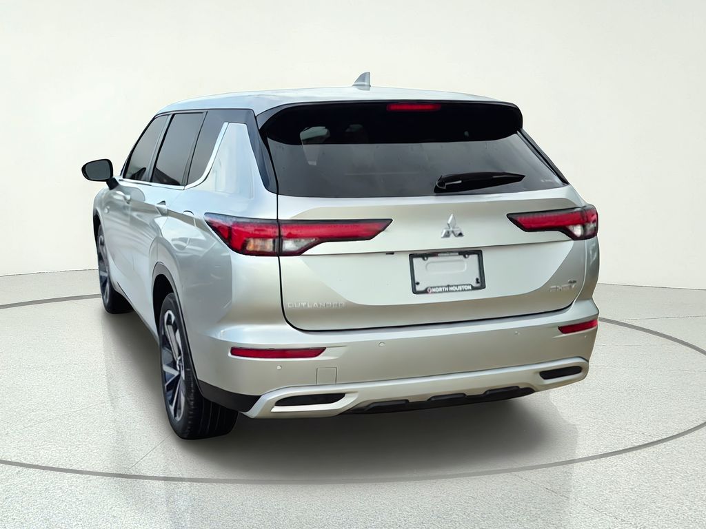 2024 Mitsubishi Outlander PHEV SE Silver at DeMontrond Gulf Freeway