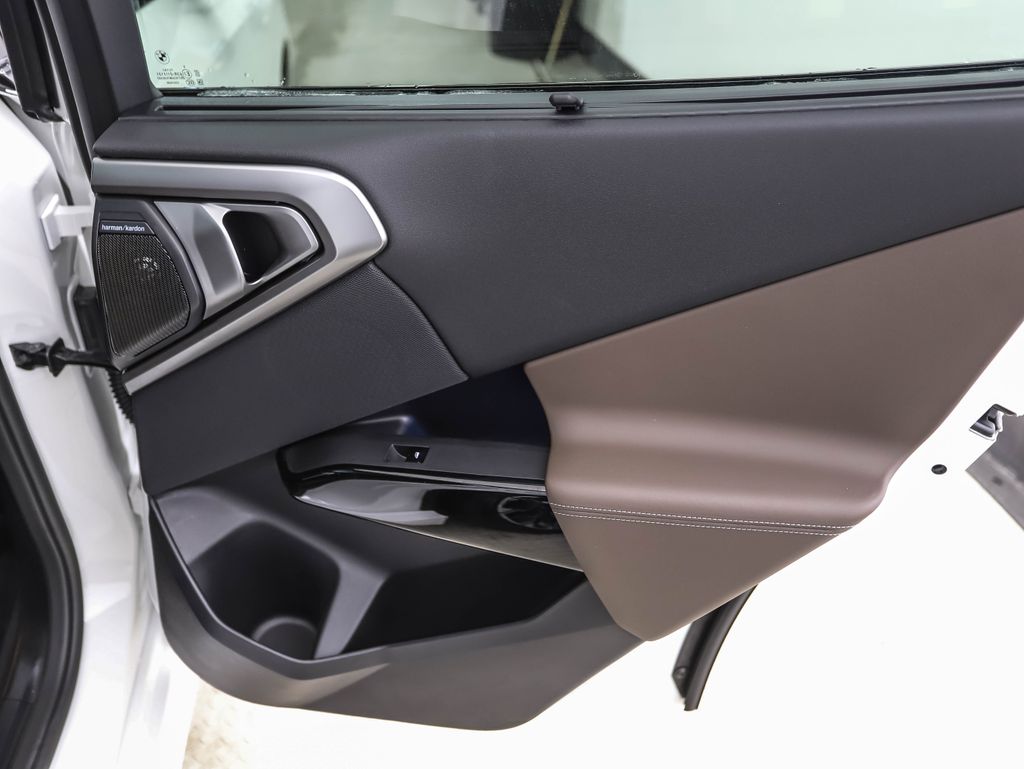 Thumbnail: 2026 BMW X3 - 23