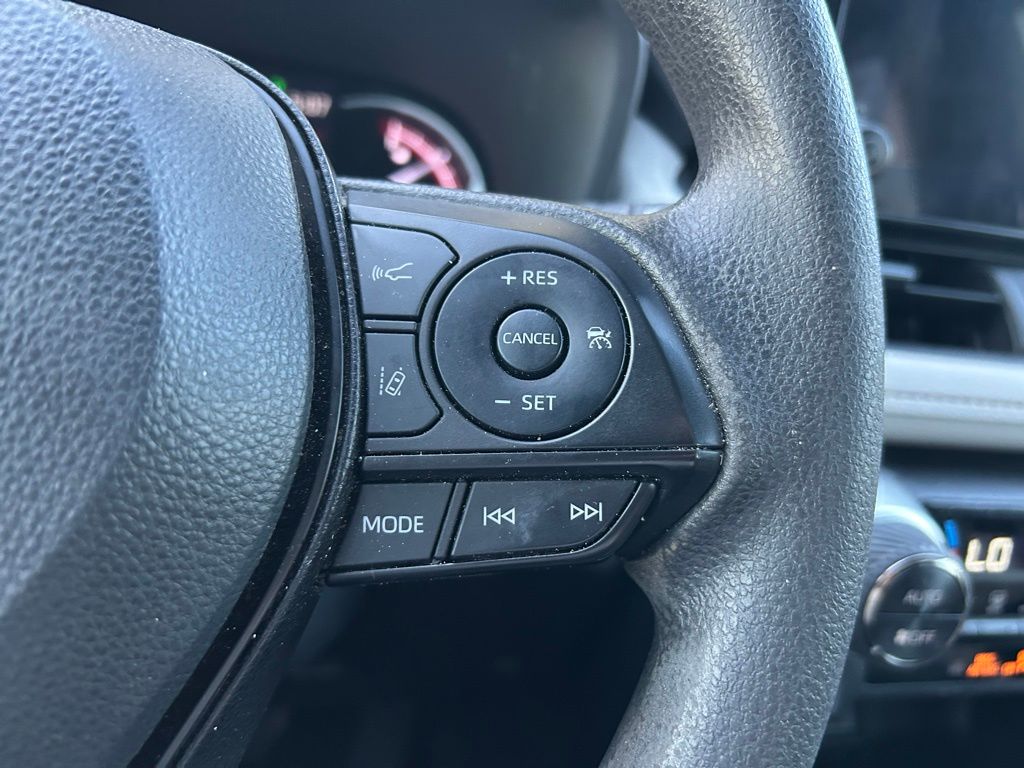 Thumbnail: 2023 Toyota RAV4 - 19