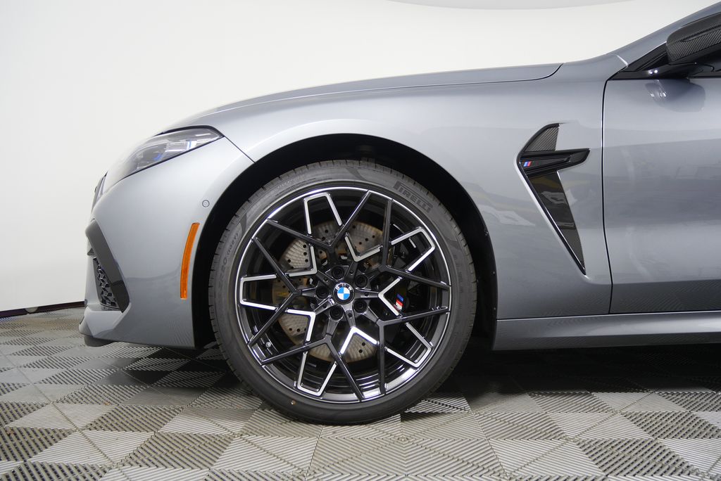 Thumbnail: 2025 BMW M8 - 9