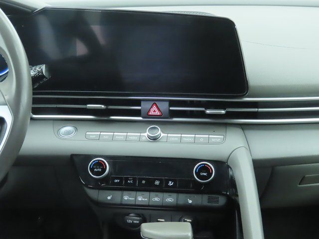 Thumbnail: 2023 Hyundai Elantra - 14