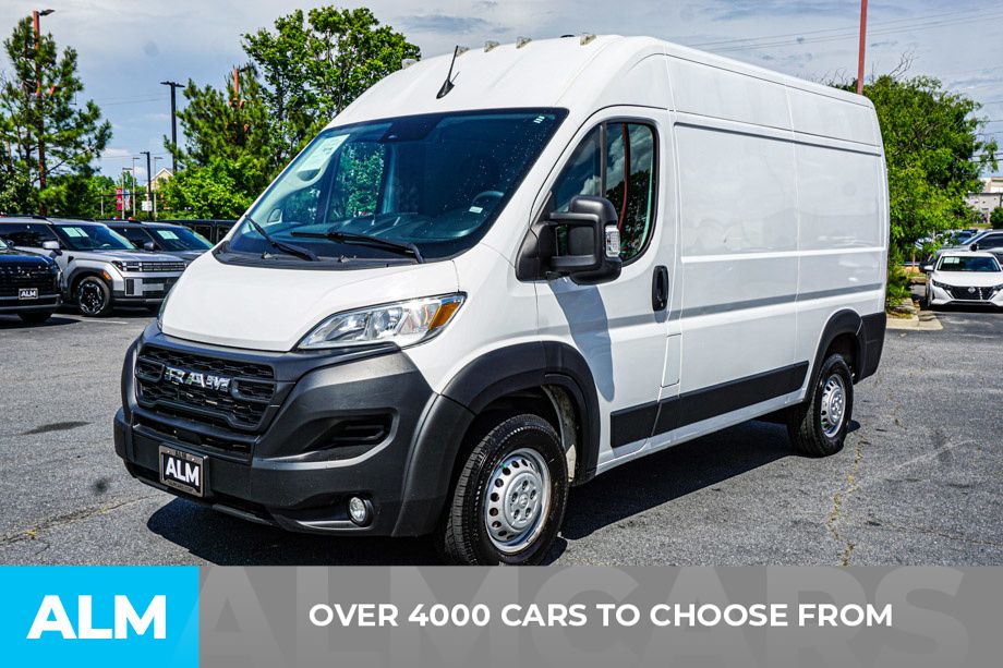 Used 2025 White Ram High Roof image 3