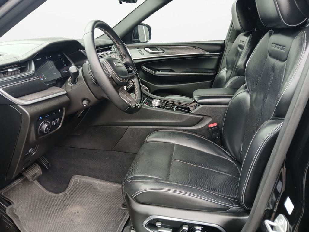 Used Car 2022 Jeep Grand Cherokee  Overland 4xe For Sale Under $30,000 In Austin, Texas