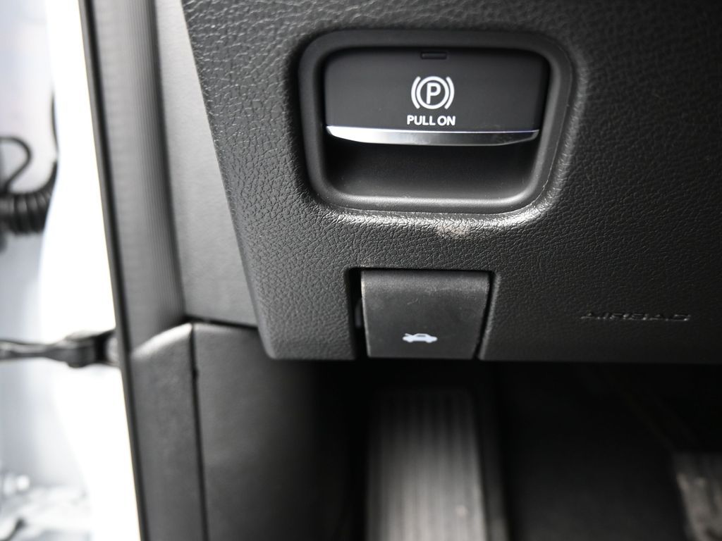 New 2026 Bright White Clearcoat Jeep Limited image 28