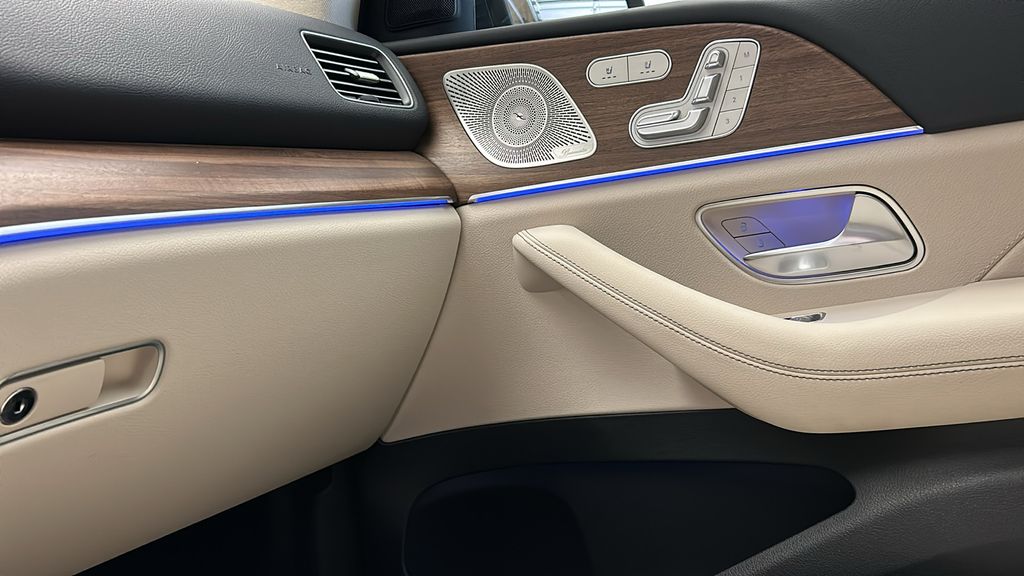 2025 Mercedes-Benz GLE 450 20