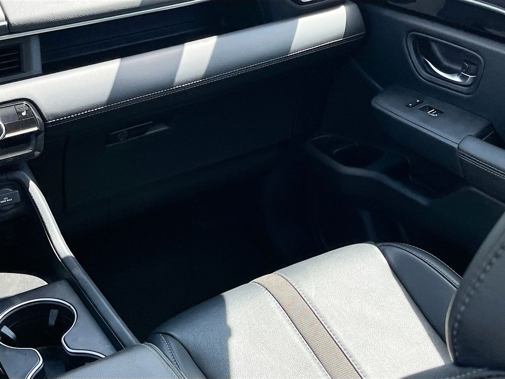 Used 2025 Black Honda Touring image 25