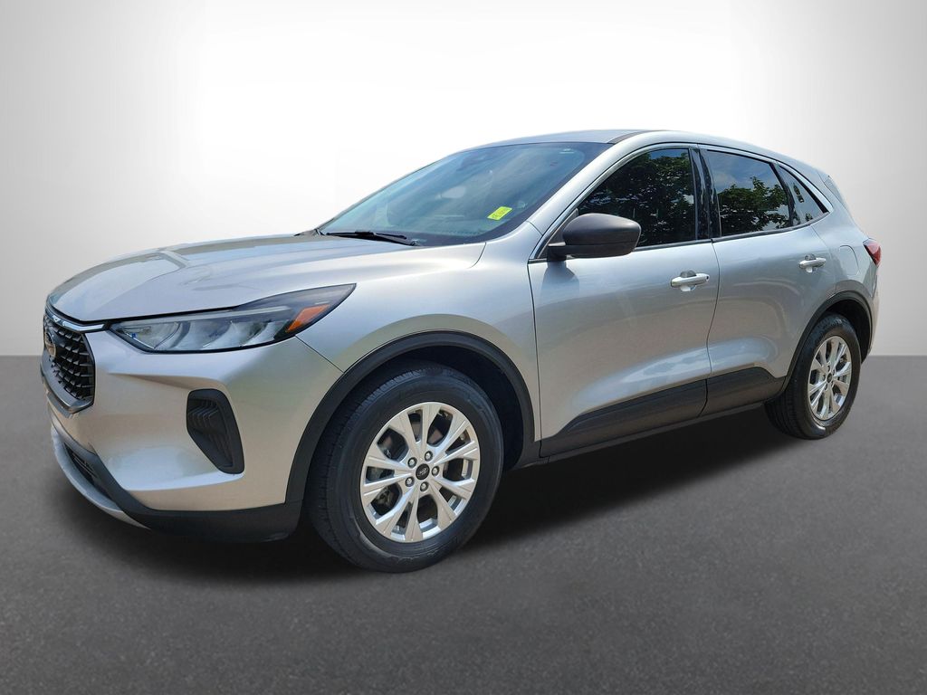 Silver Metallic 2023 Ford Escape SUV / Crossover Front-Wheel Drive Automatic