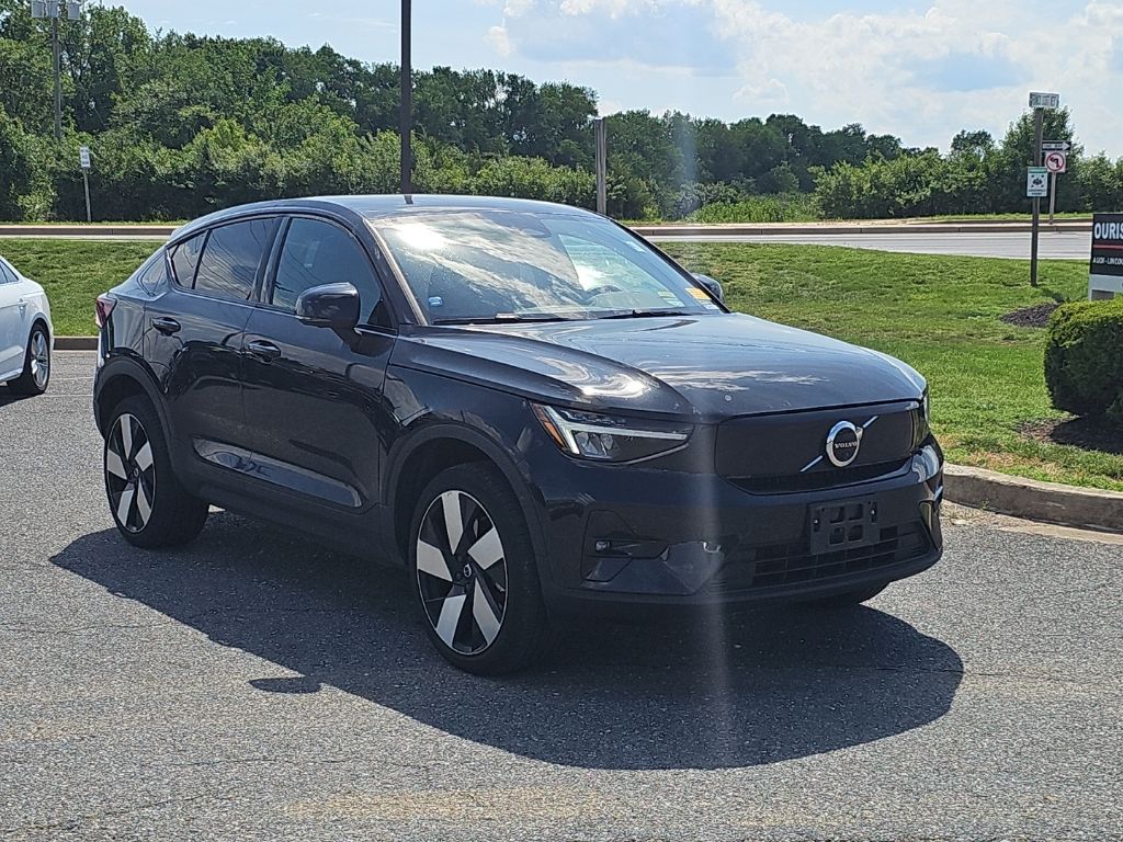 Onyx Black Metallic 2023 Volvo C40 Recharge Twin Plus eAWD SUV / Crossover All-Wheel Drive 1-Speed Automatic