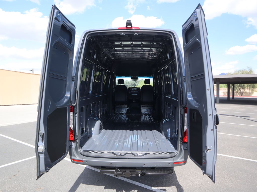 Thumbnail: 2026 Mercedes-Benz Sprinter - 27
